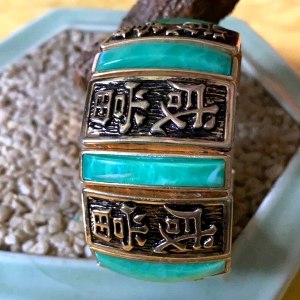 🎋Vintage Asian Lucite Chinoiseries Stretch Bracelet - Picture 4 of 5